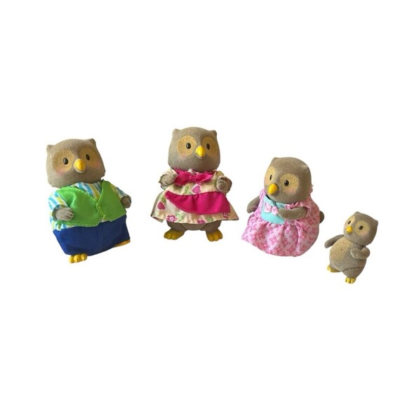 Li'l Woodzeez Whooswhoo Owl Family Figures Animal Figurines Set of 4 - Picture 1 of 1